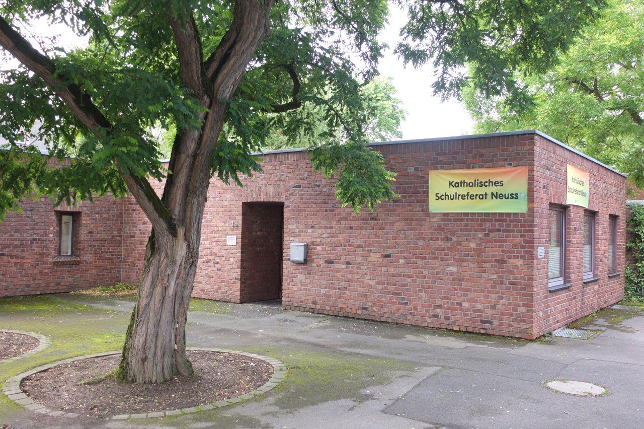 Außenansicht Gebäude Schulreferat Nebenstandort Neuss