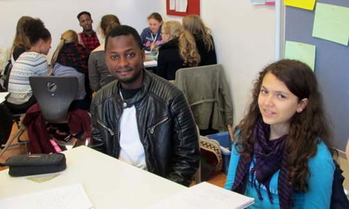 Flüchtlinge an der Erzbischöflichen Marienschule in Opladen