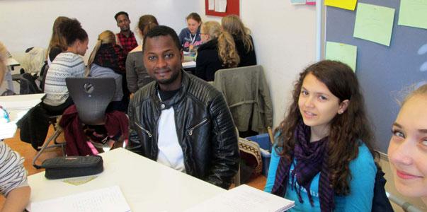 Flüchtlinge an der Erzbischöflichen Marienschule in Opladen