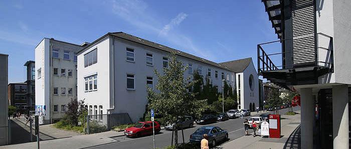 Flüchtlinge an der Erzbischöflichen Marienschule in Opladen