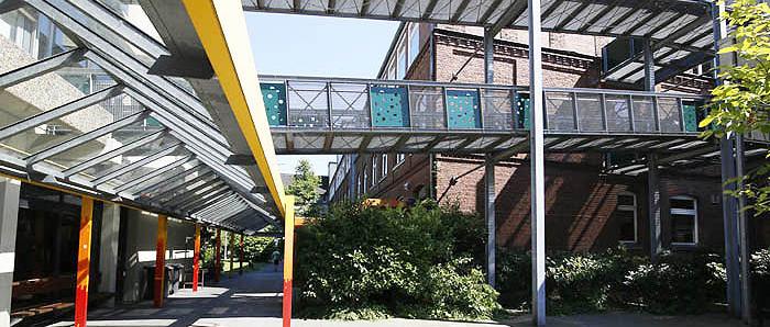 Flüchtlinge an der Erzbischöflichen Marienschule in Opladen