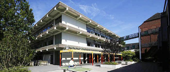 Flüchtlinge an der Erzbischöflichen Marienschule in Opladen