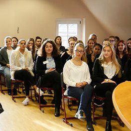 Landtagspräsidentin zu Gast im Berufskolleg Marienberg