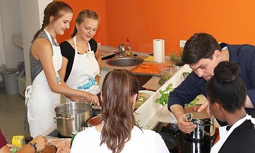 Klasse gekocht  Tim Mälzer Liebfrauenschule Bonn