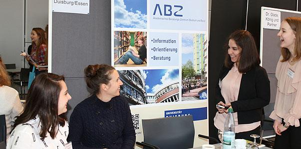 Berufskolleg Neuss Schule Bildung Katholisch Erzbistum Köln Beruf Beratung