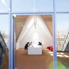 Kirche Bornheim Hersel Erzbischöfliche Ursulinenschule Gymnasium Bildung Ausbildung Schule Fahrten Köln