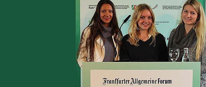 Schülerteam der Erzbischöflichen Liebfrauenschule Köln besucht Gründer-Forum NRW