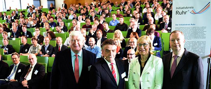 Schülerteam der Erzbischöflichen Liebfrauenschule Köln besucht Gründer-Forum NRW