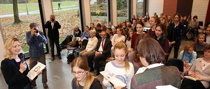 Gymnasium Marienberg Clemens Sels Museum Schule Bildung Erzbistum Kinderrechte