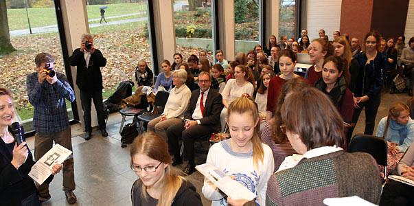 Gymnasium Marienberg Clemens Sels Museum Schule Bildung Erzbistum Kinderrechte