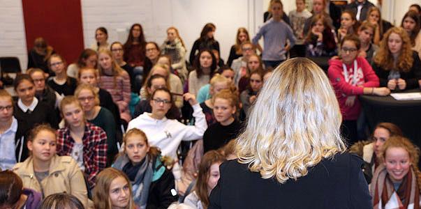 Gymnasium Marienberg Clemens Sels Museum Schule Bildung Erzbistum Kinderrechte