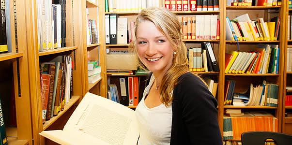 Erzbistum Köln Irmgardis Bildung Schule Referendariat Referendarin Gruschka Bildung Kirche Jugend Ausbildung Gymnasium