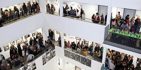 Erzbistum Köln Koeln Katholische Freie Schulen Bildung Religion Erziehung Kirche Glaube Christ Gott Kunst Ausstellung