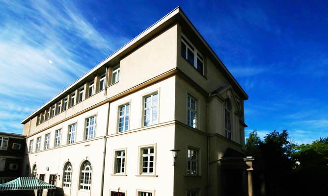 100 Jahre Erzbischöfliche Liebfrauenschule Bonn