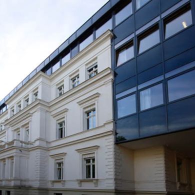 100 Jahre Erzbischöfliche Liebfrauenschule Bonn