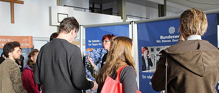 Beruf Religion Kirche Glaube Bildung Ausbildung Erzbistum Köln Markt der Möglichkeiten Katholische Freie Schulen