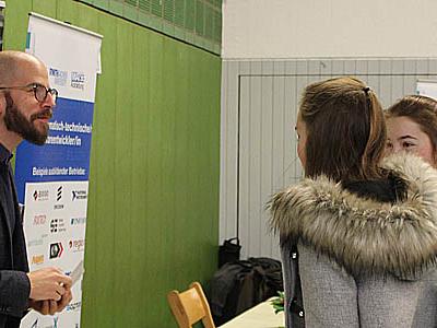 Beruf Religion Kirche Glaube Bildung Ausbildung Erzbistum Köln Markt der Möglichkeiten Katholische Freie Schulen