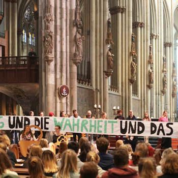 Domwallfahrt Erzbischöflicher Schulen Bildung Kirche Schule