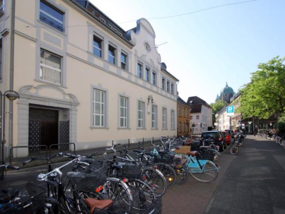 Erzb. Berufskolleg Neuss