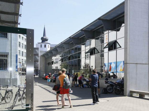 Erzb. Marienschule | Leiterin: OStD' i. K. Annette Schäfer