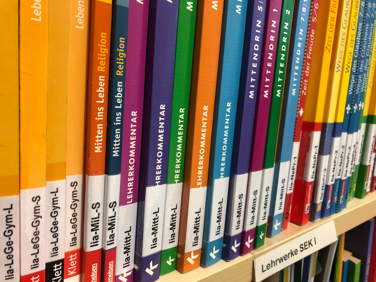 Bücher neu