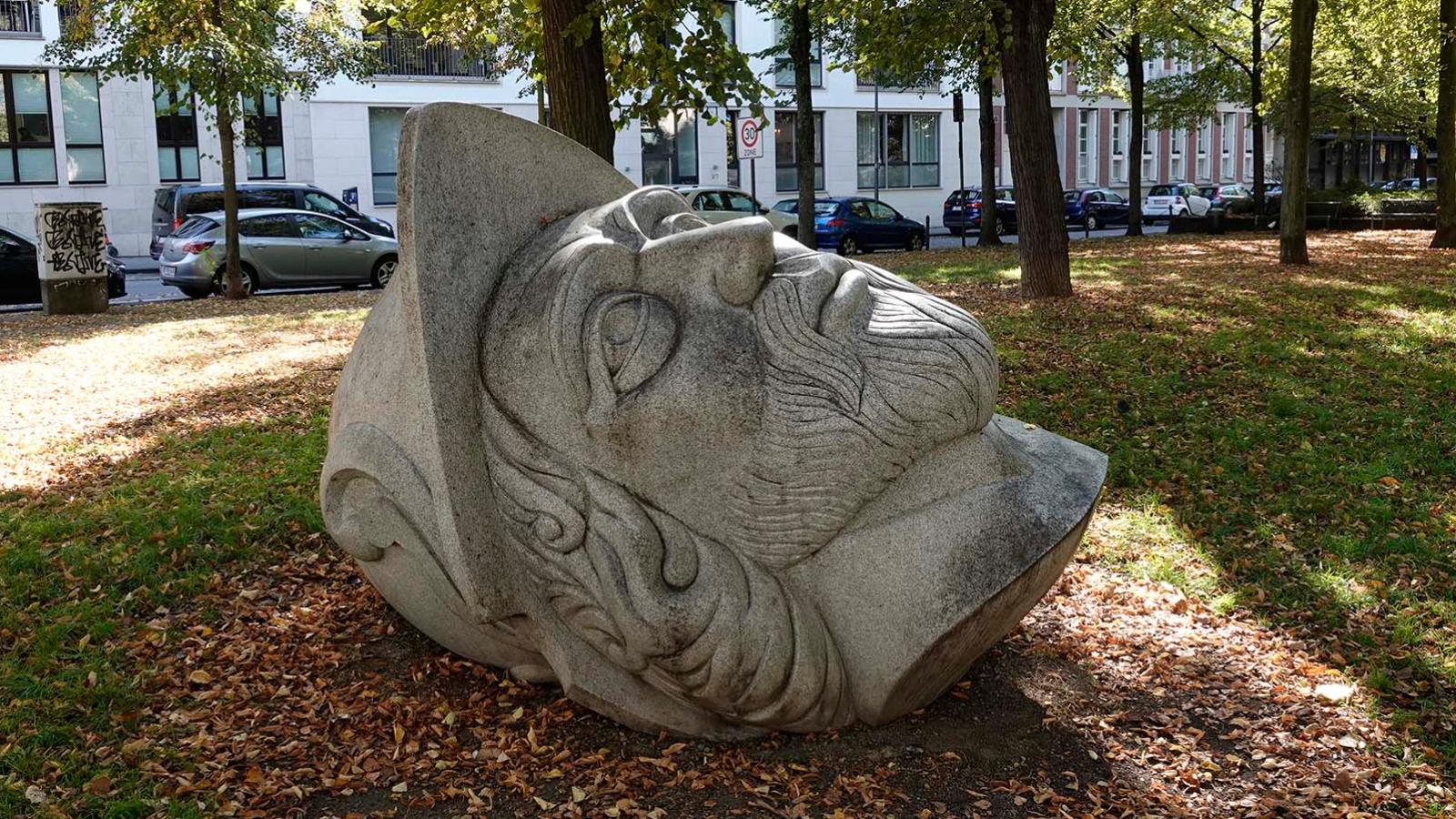 Skulptur vom Kopf des hl. Gereon am Gereonsdriesch, Köln