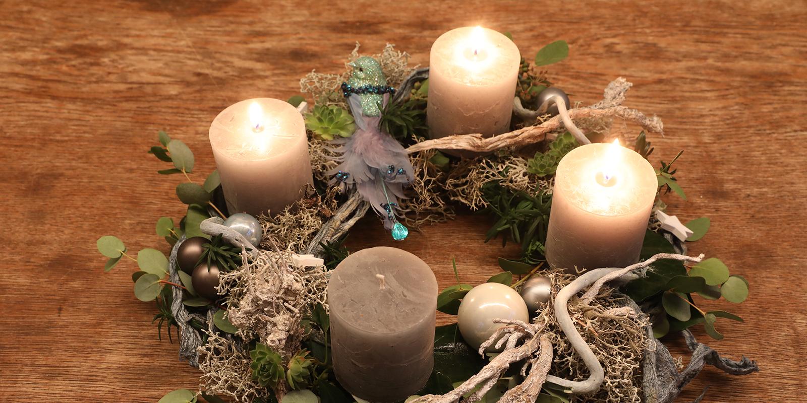 Adventskranz zum 3. Advent