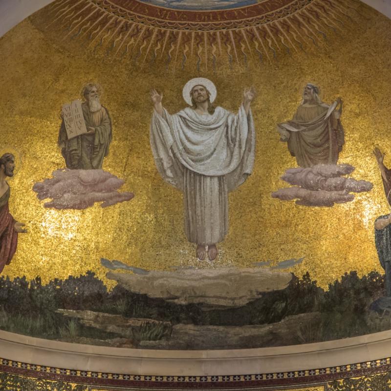 'Verklärung des Herrn', dargestellt in der Kuppel der Verklärungskirche auf dem Berg Tabor in Israel.
