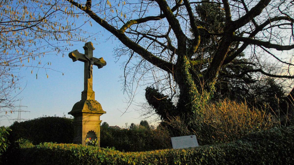 Wegekreuz in Leverkusen
