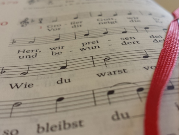 Gotteslob-Innen (C) Artur Rollhäuser, EBK