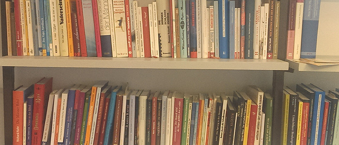 maenner-buehne-publikatione