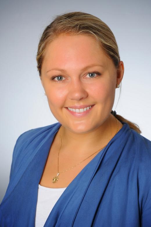 Dr. Pauline Mantell
