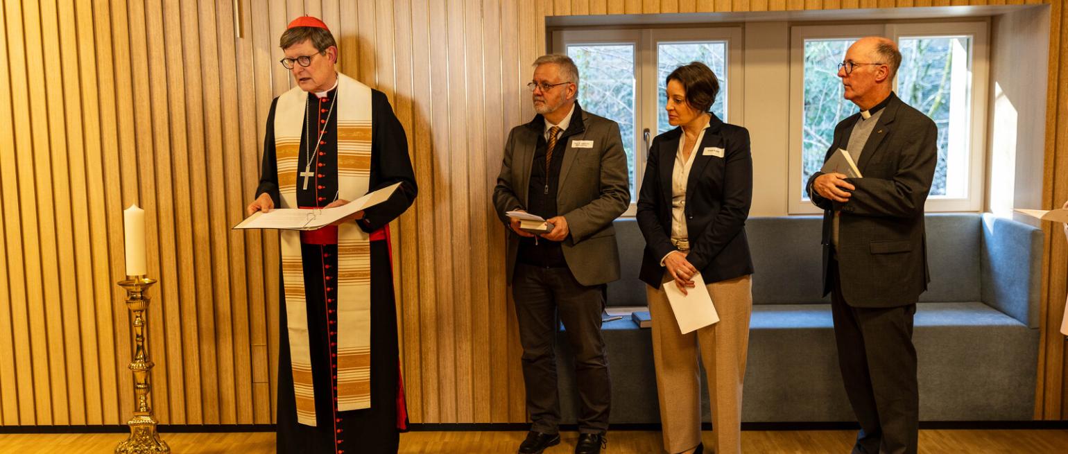 Segnung Edith-Stein-Haus - Feierlicher Gottesdienst mit Kardinal Woelki_Erzbistum Köln - Lengert_Frei mit Nennung Copyright-1600px