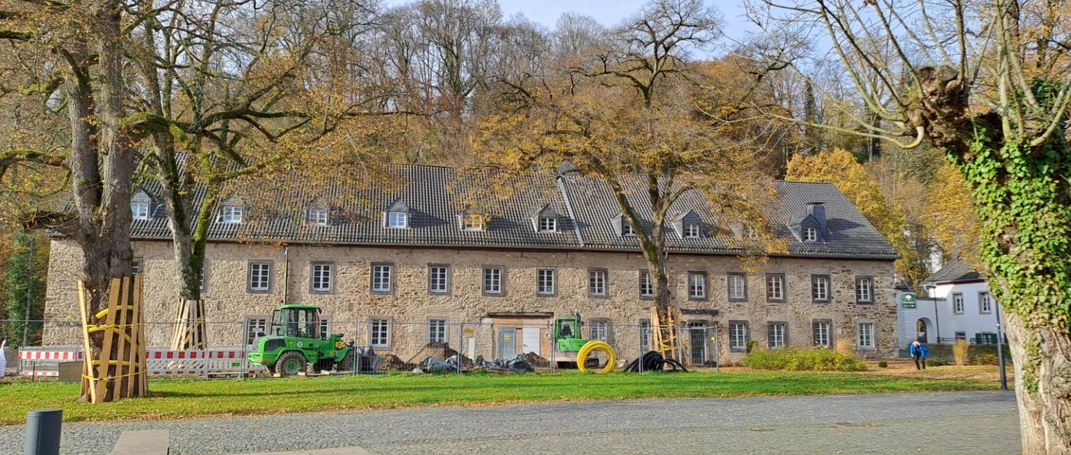 Umbau des Alten Brauhauses in Altenberg zum neuen Zentrum für Exerzitien im Erzbistum Köln: Edith-Stein-Haus