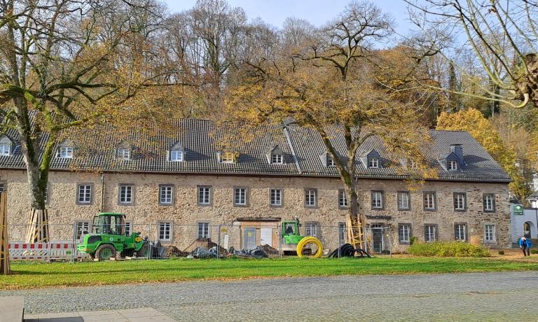 Umbau des Alten Brauhauses in Altenberg zum neuen Zentrum für Exerzitien im Erzbistum Köln: Edith-Stein-Haus