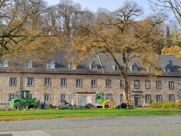 Umbau des Alten Brauhauses in Altenberg zum neuen Zentrum für Exerzitien im Erzbistum Köln: Edith-Stein-Haus