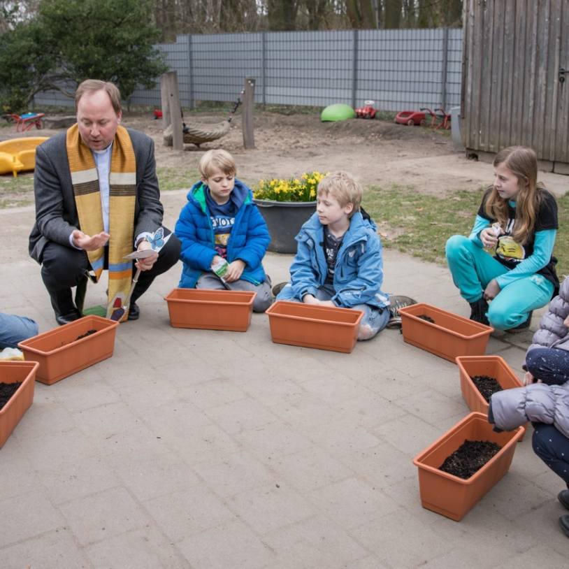 Schmetterlingsaktion_Kommunionkinder